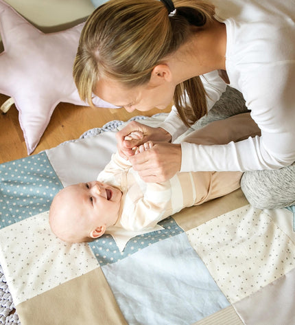 Small baby activity mat, 80x80 cm - Blue