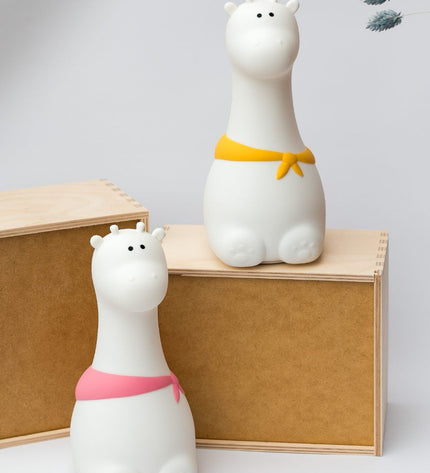 Giraffe Silicone Lamp - White