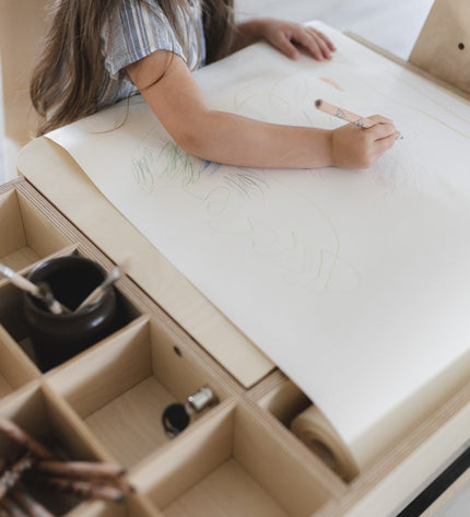 Multisensory Art Table/Desk Julle