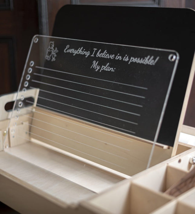 Multisensory Art Table/Desk Julle