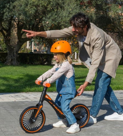 Lightweight Sporty Balance Bike for Toddlers