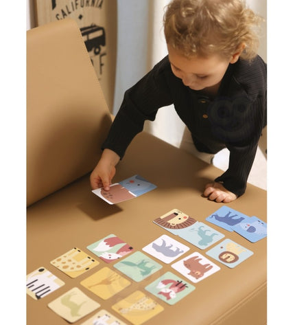 Shaky Tower Skill Game With Animals